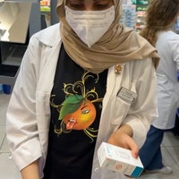 Foto diambil di Farmacia Igea oleh Mohammed A. pada 6/20/2022