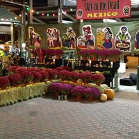 Das Foto wurde bei 17th Street Farmer&amp;#39;s Market von Carlos P. am 11/1/2012 aufgenommen