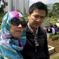 Review makam karet tengsing