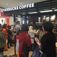 Photo taken at Starbucks by Faisal .. on 10/31/2015