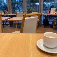 Photo taken at カフェ ダイニング 仲宿 Cafe Dining NAKAJUKU by Shimon M. on 9/2/2021