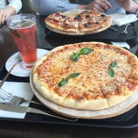 Photo taken at Піца Челентано / Celentano Pizza by Daria K. on 3/18/2016