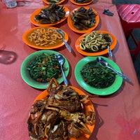Photo taken at Gebang Seafood 49 by Juan S. on 11/21/2020