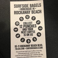 Foto tirada no(a) Surfside Bagels por Denise B. em 2/11/2013