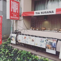 Photo taken at SPORTS CAFE TIA SUSANA by yuasanta on 11/30/2016