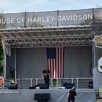 Das Foto wurde bei House of Harley-Davidson von Jim R. am 8/30/2019 aufgenommen