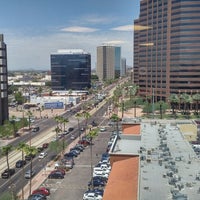 Foto tirada no(a) U-Haul International Corporate Headquarters por Allan N. em 8/15/2017