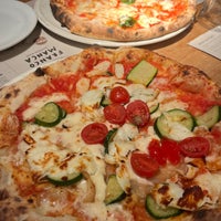 Photo taken at Franco Manca by Najla on 8/4/2022