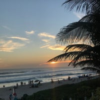 Photo taken at Gávea beach Club by Rennata C. on 12/16/2019