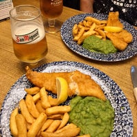 Photo taken at The Old Borough (Wetherspoon) by Sebastian S. on 7/12/2019