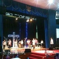 Review Gedung Pertunjukan Bulungan