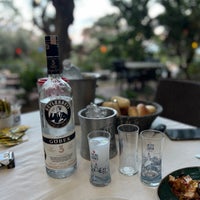 Das Foto wurde bei Meşelik Et &amp;amp; Balık Restaurant von Zafer Ç. am 10/1/2023 aufgenommen