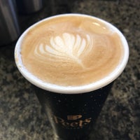 Photo taken at Peet&amp;#39;s Coffee &amp;amp; Tea by Vicky W. on 12/14/2018
