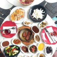Photo taken at Doğacıyız Gourmet by Myles Y. on 11/26/2018