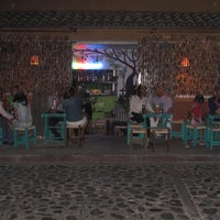 รูปภาพถ่ายที่ Jacaranda Mojito-Bar y Café โดย Jacaranda Mojito-Bar y Café เมื่อ 8/12/2013