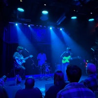 Foto scattata a Reggie&amp;#39;s Rock Club da David S. il 10/19/2022