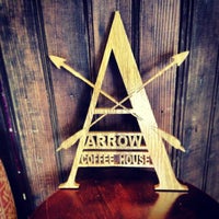 7/1/2013 tarihinde Bow + Arrow Coffeehouseziyaretçi tarafından Bow + Arrow Coffeehouse'de çekilen fotoğraf