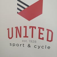 5/11/2018 tarihinde Kollektiv D.ziyaretçi tarafından United Sport &amp;amp; Cycle Main Store (Central)'de çekilen fotoğraf