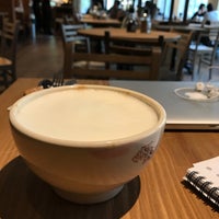 Photo taken at Le Pain Quotidien by C&amp;#39;est madd on 4/7/2017