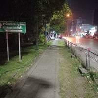 Photo taken at BMTA Bus Stop แยกพงษ์เพชร (Phong Phet Intersection) by กิเลนคู่ ท. on 12/19/2022
