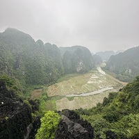 Foto diambil di Hang Múa (Mua Caves) oleh A pada 2/26/2024
