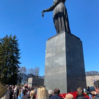 Photo taken at Монумент «Мать-Родина» by Нинэль Г. on 5/9/2021