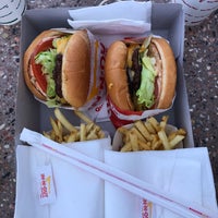 Photo taken at In-N-Out Burger by Allan P. on 6/3/2021