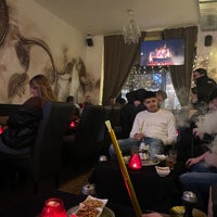 Foto diambil di Tag&amp;#39;s Café oleh عَبدالعَزيز . pada 1/1/2022
