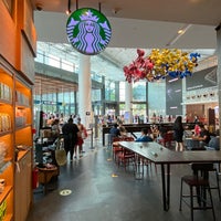 Photo taken at Starbucks by Kang Il on 5/15/2021