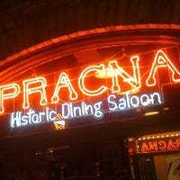 Foto diambil di Pracna On Main oleh Graeme T. pada 8/13/2011