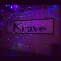 รูปภาพถ่ายที่ Club Krave โดย Jaqualynn R. เมื่อ 9/9/2012