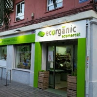 Photo taken at Ecorgánic Ecomarket by Pedro N. on 9/21/2011
