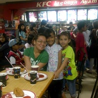 Photo taken at KFC by Uland X. on 8/5/2012