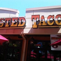 รูปภาพถ่ายที่ Twisted Taco Perimeter โดย Shaili S. เมื่อ 9/11/2011