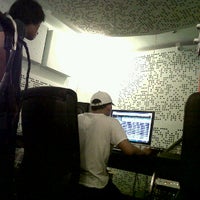 Photo taken at Studio 88 by Rosario L. on 11/26/2011