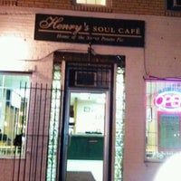 Photo taken at Henry&amp;#39;s Soul Cafe by Stefan L M. on 12/19/2011