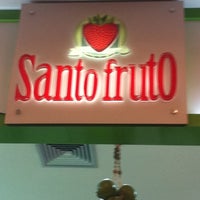 Photo taken at Santo Fruto by Cirlei C. on 6/4/2012