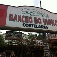 Foto tirada no(a) Rancho do Vinho por Karina C. em 10/23/2011