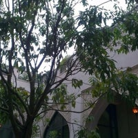 รูปภาพถ่ายที่ Al Manzil Courtyard โดย iamjamieread เมื่อ 6/21/2012