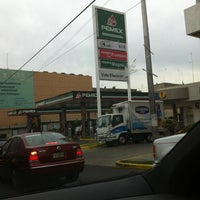 Photo taken at Gasolinera Leo by Jose Fili B. on 4/5/2012