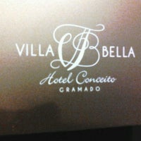 Das Foto wurde bei Villa Bella Hotel Conceito von Jeniffer N. am 3/17/2012 aufgenommen