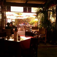 9/12/2011 tarihinde Aaron Chiklet A.ziyaretçi tarafından Cafe Ambrosia'de çekilen fotoğraf