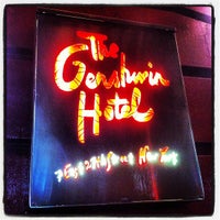 6/23/2012 tarihinde Octavio D.ziyaretçi tarafından Gershwin Hotel'de çekilen fotoğraf