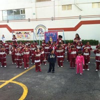 Photo taken at Colegio Oliverio Cromwell by Caldito P. on 6/15/2012