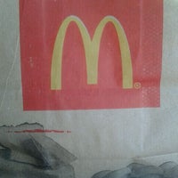 Foto tomada en McDonald&#39;s  por Martyn C. el 8/14/2011