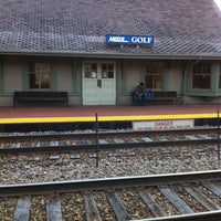 Photo taken at Metra - Golf by Mark B. on 11/11/2011