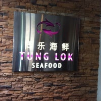 Photo taken at TungLok Seafood by Mahesh M. on 2/11/2011