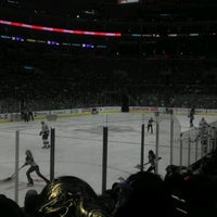 Photo taken at Staples Center Cocktails by Edith on 10/19/2011