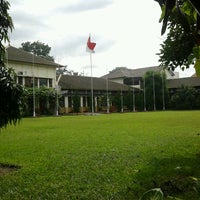 Photo taken at SMK Negeri 1 Cimahi by pramadhita a. on 1/14/2012