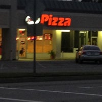 Photo taken at Jersey&amp;#39;s Pizza by Landa W. on 6/8/2012
